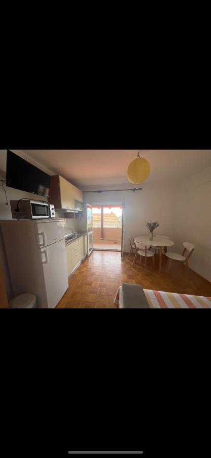 Apartments Iva Pakostane Luaran gambar
