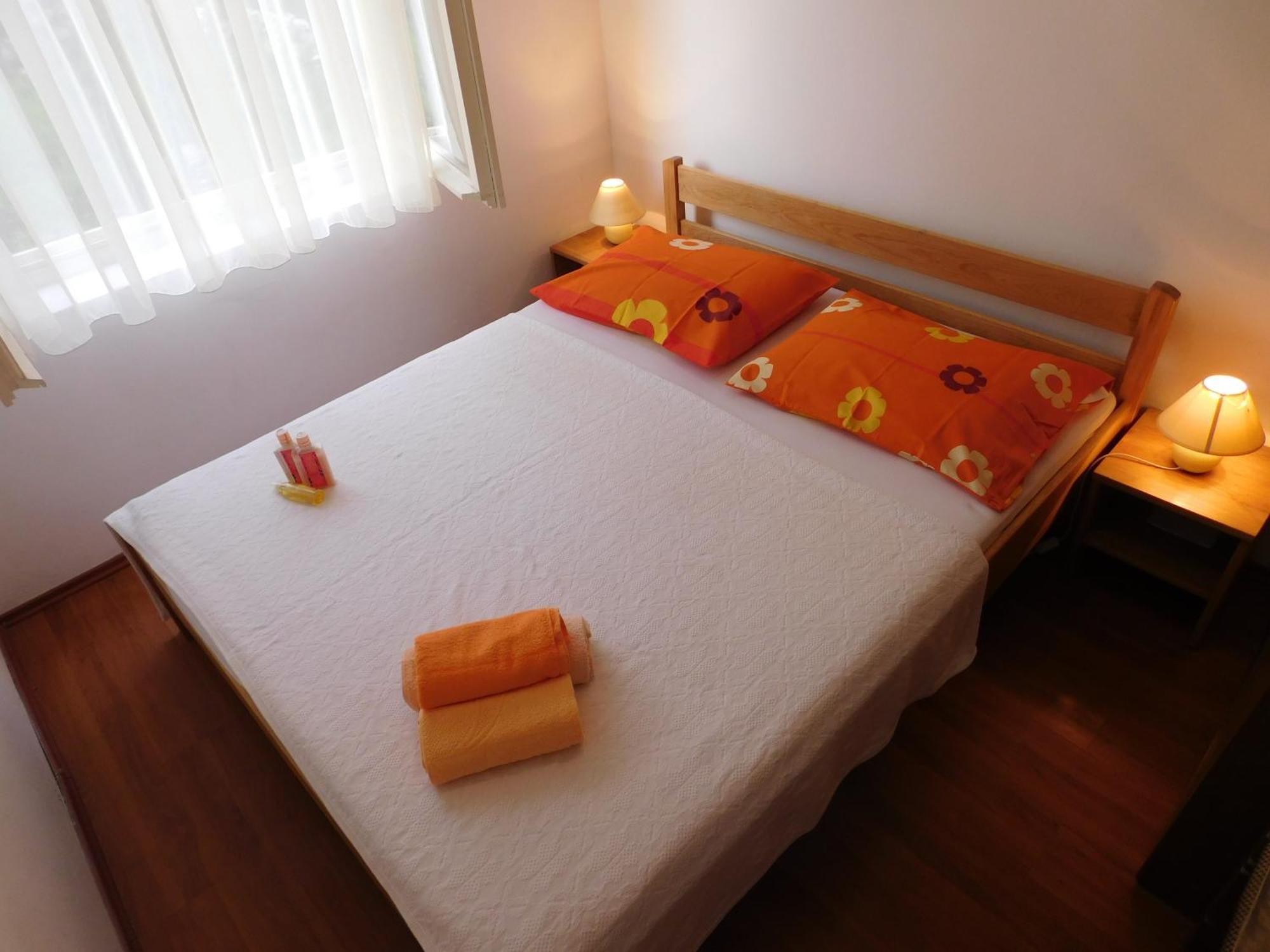 Apartments Iva Pakostane Luaran gambar