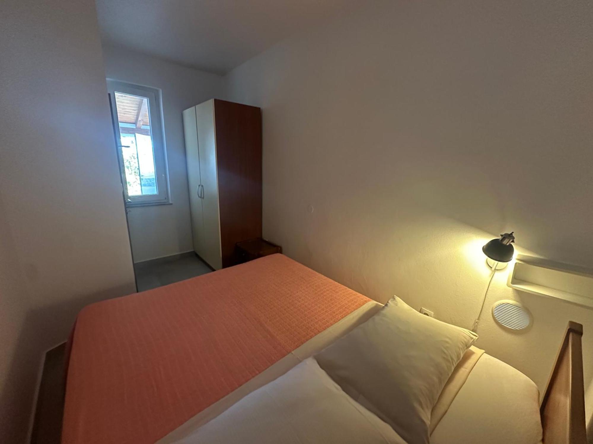 Apartments Iva Pakostane Luaran gambar